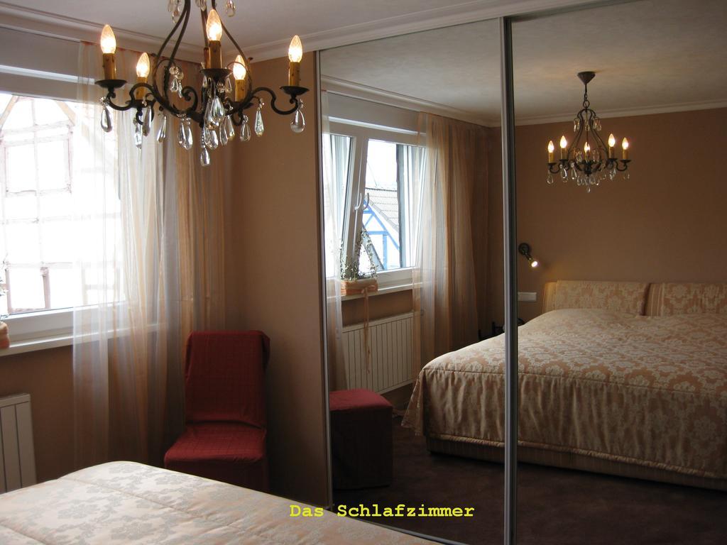 Hotel Weingut Franz Schäfer Bad Neuenahr-Ahrweiler Zimmer foto