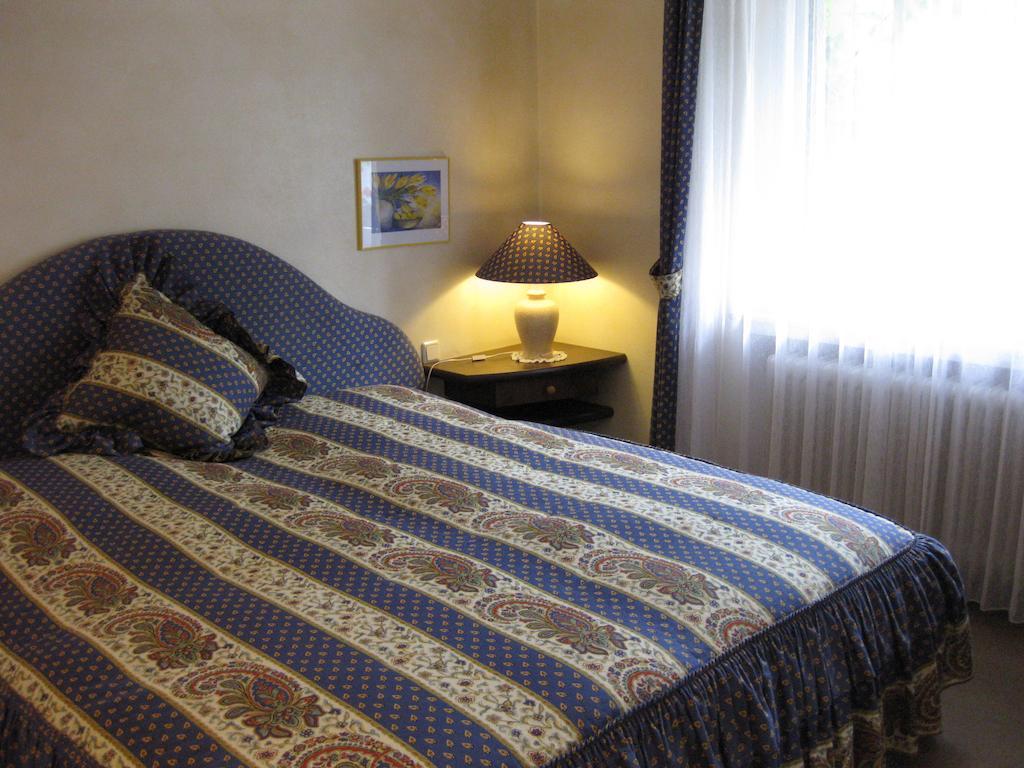 Hotel Weingut Franz Schäfer Bad Neuenahr-Ahrweiler Zimmer foto